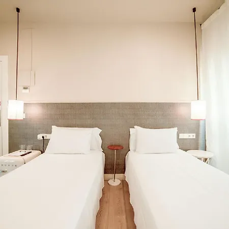 Pensión The Corner House 3*