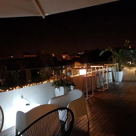 The Corner House 3* Siviglia