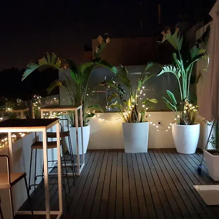 The Corner House 3* Siviglia