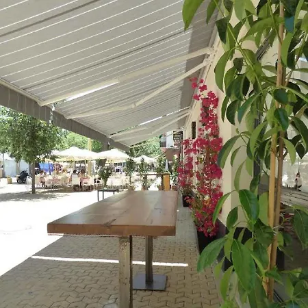 The Corner House Siviglia
